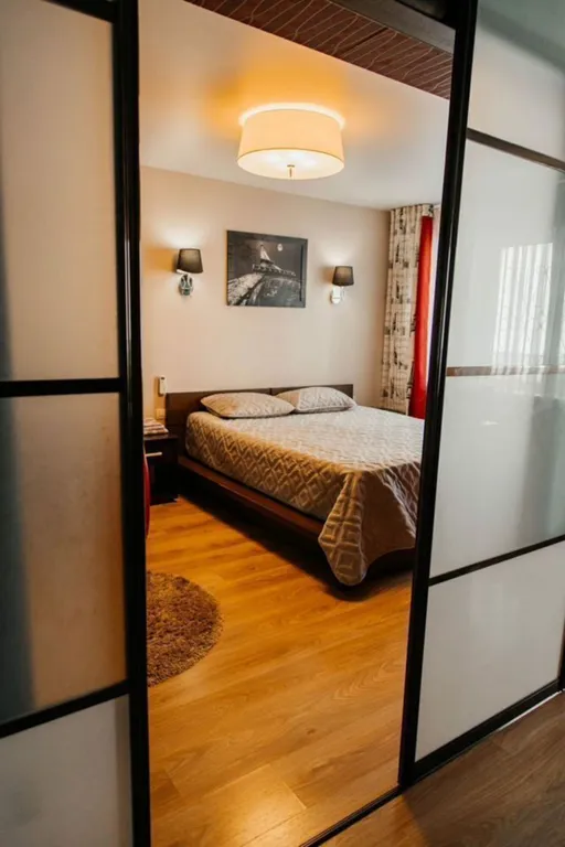 Двухкомнатная квартира с дизайнерским ремонтом