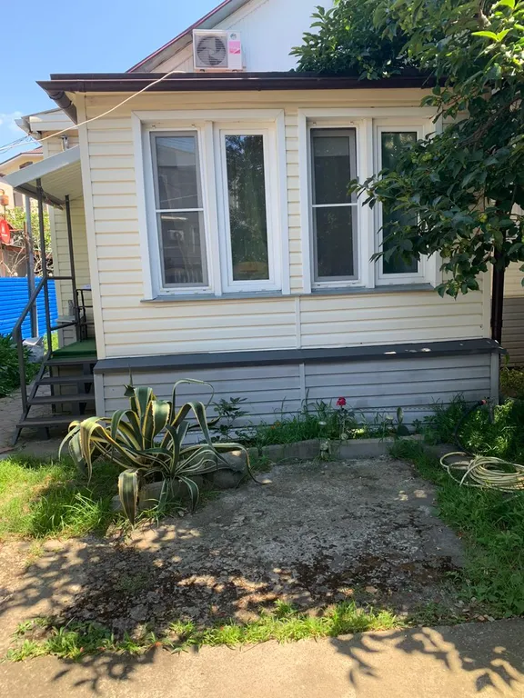 Коттедж Коттедж Апартаменты в центре — Адлер