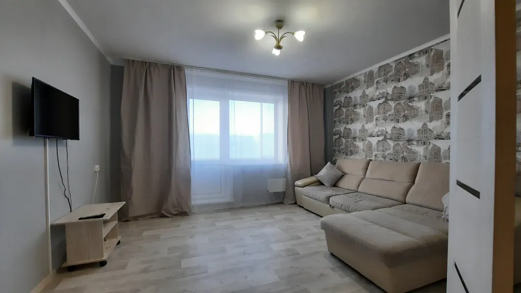 Квартира Светлая, уютная квартира для большой семьи или компании — Красноярск