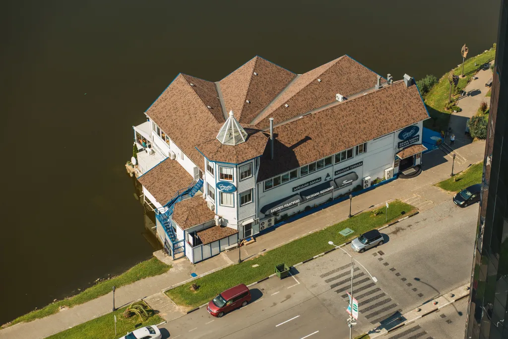 Студия на первой линии