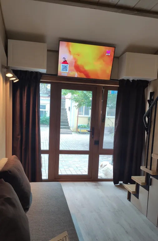 Маленькая квартира в уютном дворе у моря