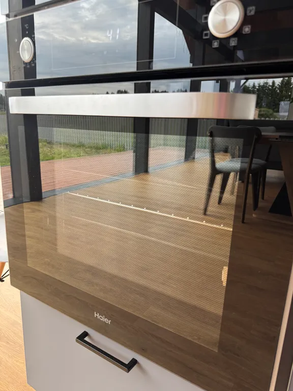 Коттедж Стеклянный дом на берегу Мичуринского озера возле склонов для катания — Мичуринское