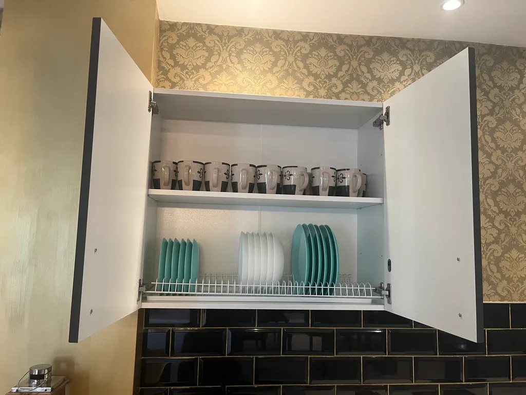 Уютный дом с бассейном, сауной и камином