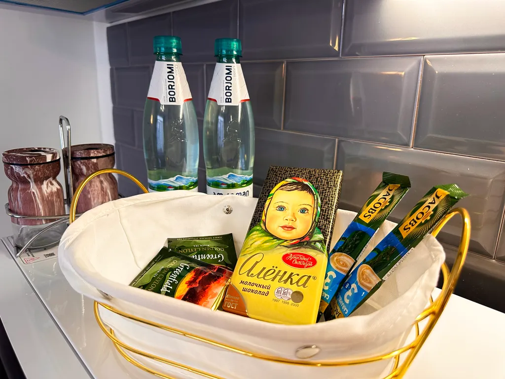 Квартира Золотая студия, бассейн + парковка free, жк white sails — Батуми