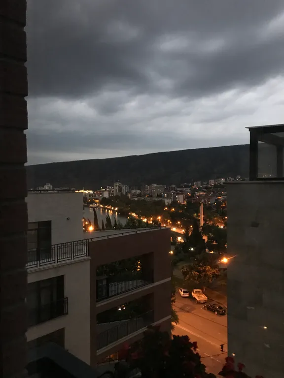 Потрясающий вид на старый Тбилиси