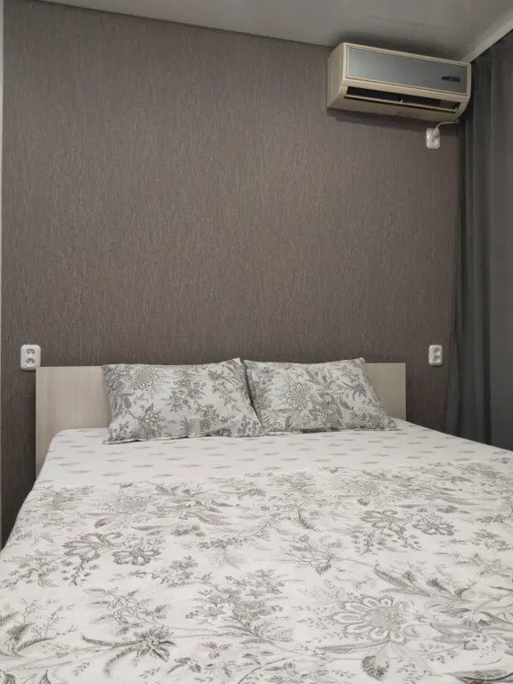 Уютная квартира в центре города рядом с площадью Ленина