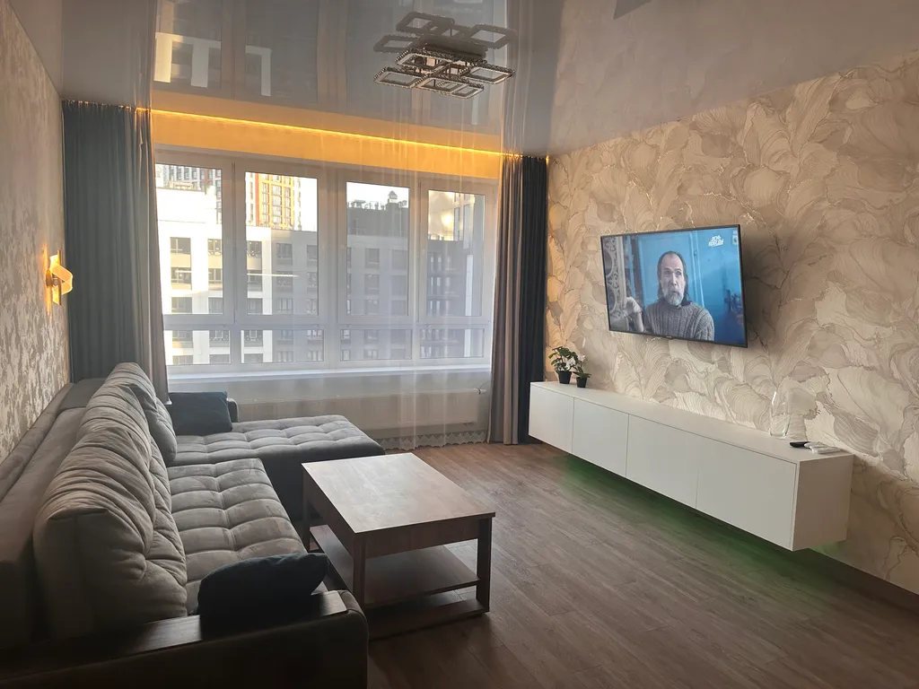 Квартира рядом с Аквапарком и Дворцом Борьбы