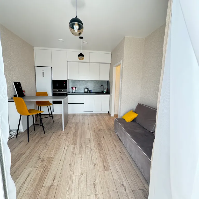 Квартира в современном районе Ньютон — аренда посуточно в Челябинск