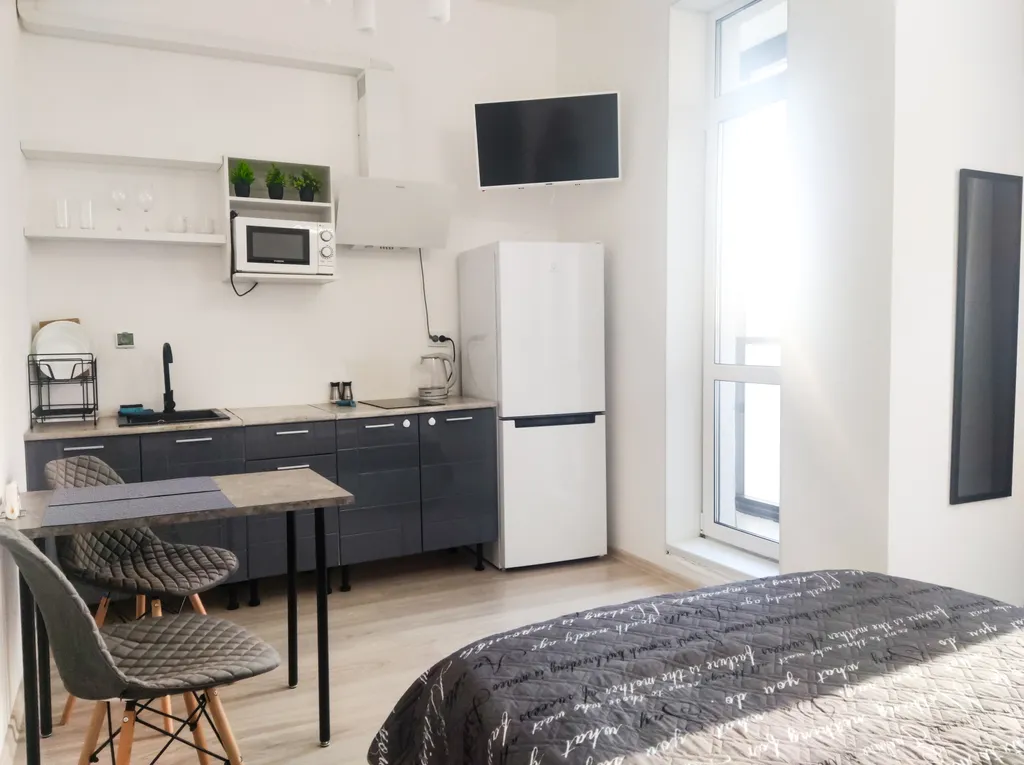 Просторная студия в доме бизнес-комфорт класса