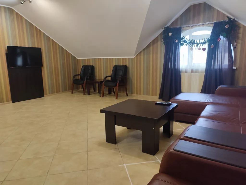 Уютный коттедж на западном