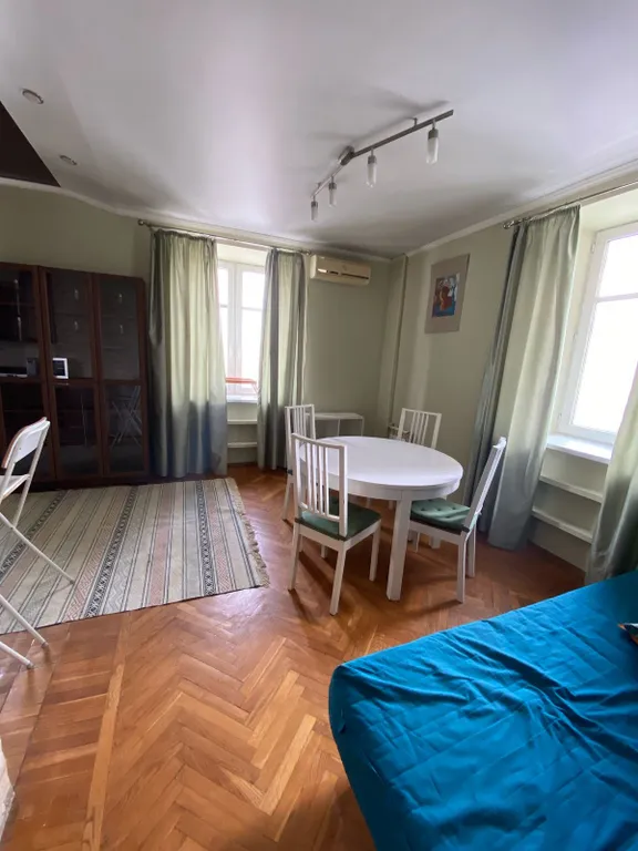 Трёхкомнатная квартира в центре