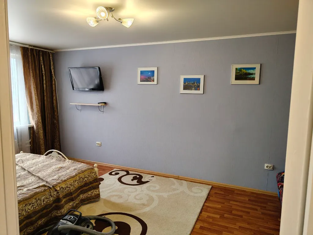 Квартира мк. Р-н молодежный. Есть все необходимое. Чистота и комфорт