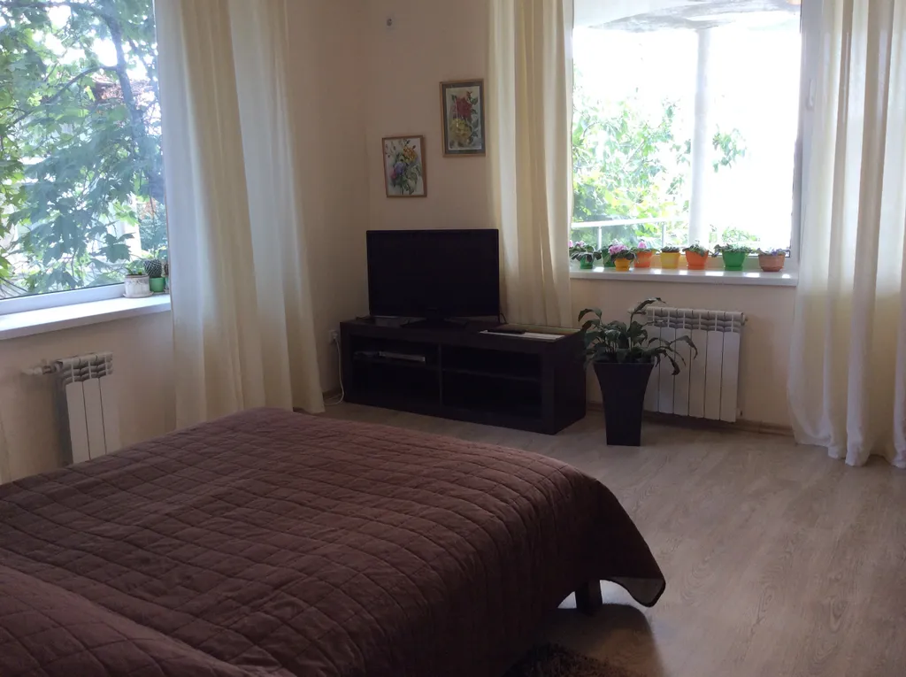 Коттедж 2-комнатный Дом — Ялта