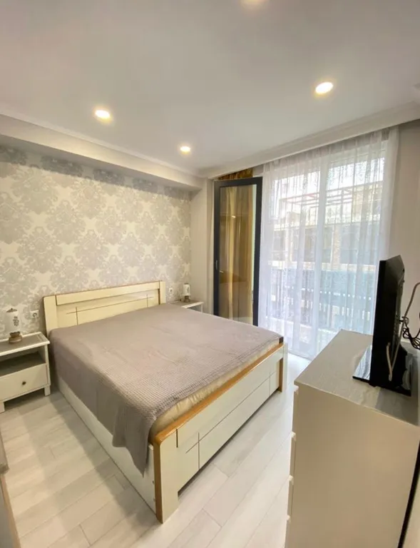 Уютная квартира в центре города, рядом много разновидных магазинов — аренда посуточно в Батуми