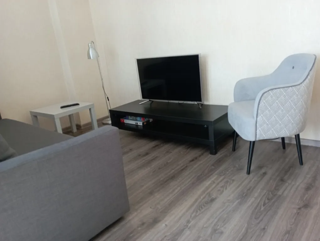 Квартира Квартира на тихой зелёной улице в центре у зоопарка — Калининград