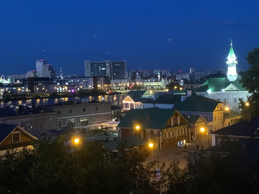 Квартира в самом центре Казани с потрясающим видом на озеро Кабан