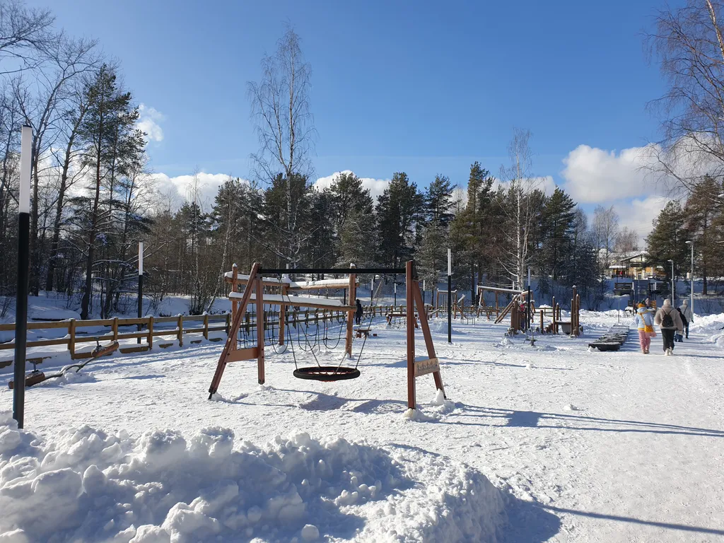 Семейный номер комфорт 2 ком. Вид на озеро и парк, в гост. Доме ранта