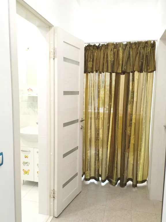 Семейный 3-х комнатный номер в тихом районе