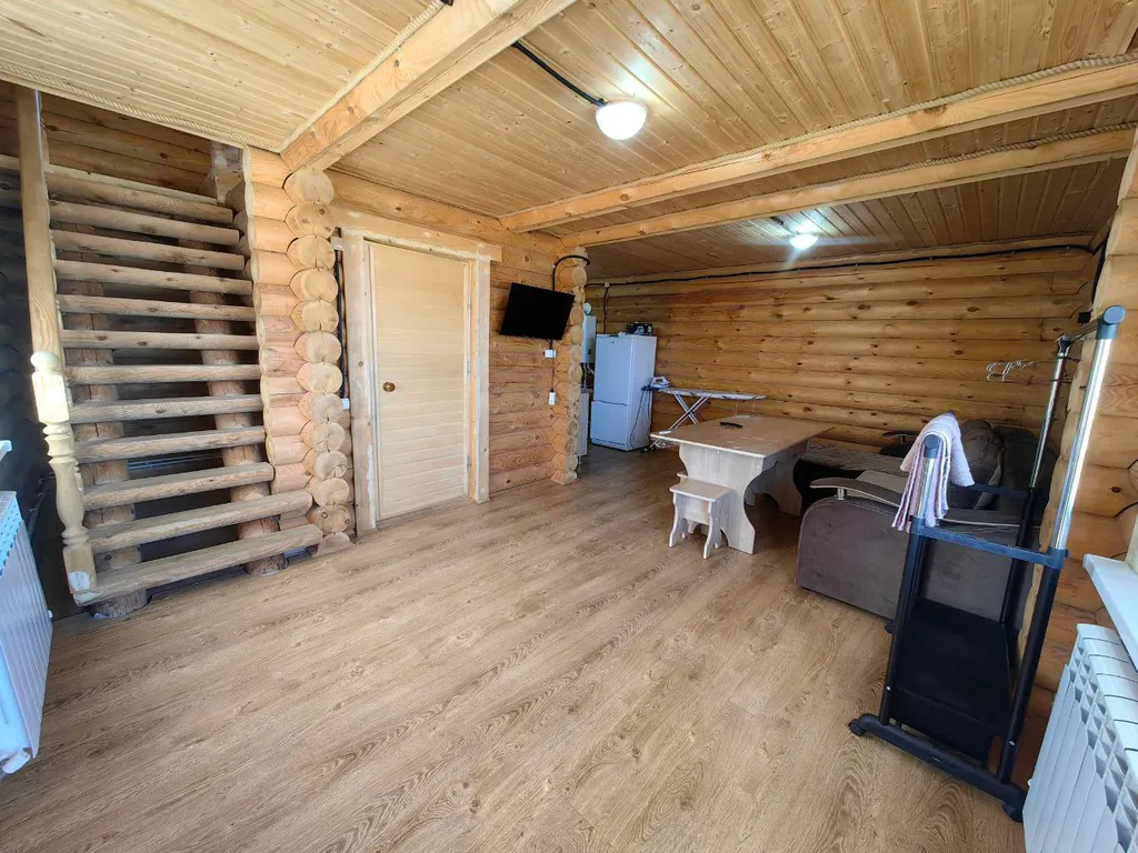 Домик на берегу моря у аквапарка