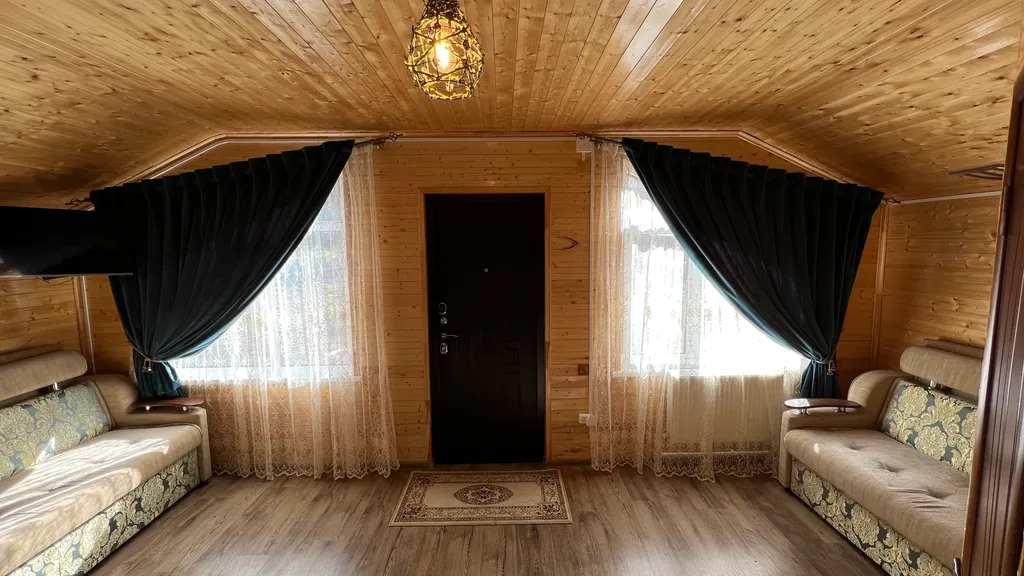 Уютный домик в самом живописном месте