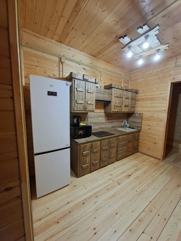 Уютный дом с видом на озеро