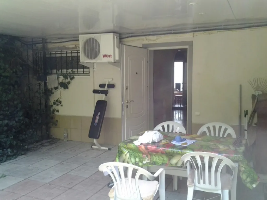 Квартира с двориком