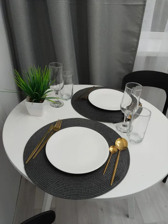 Квартира с видом на ели