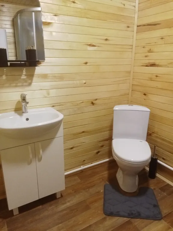 Благоустроенный дом с видом на Байкал