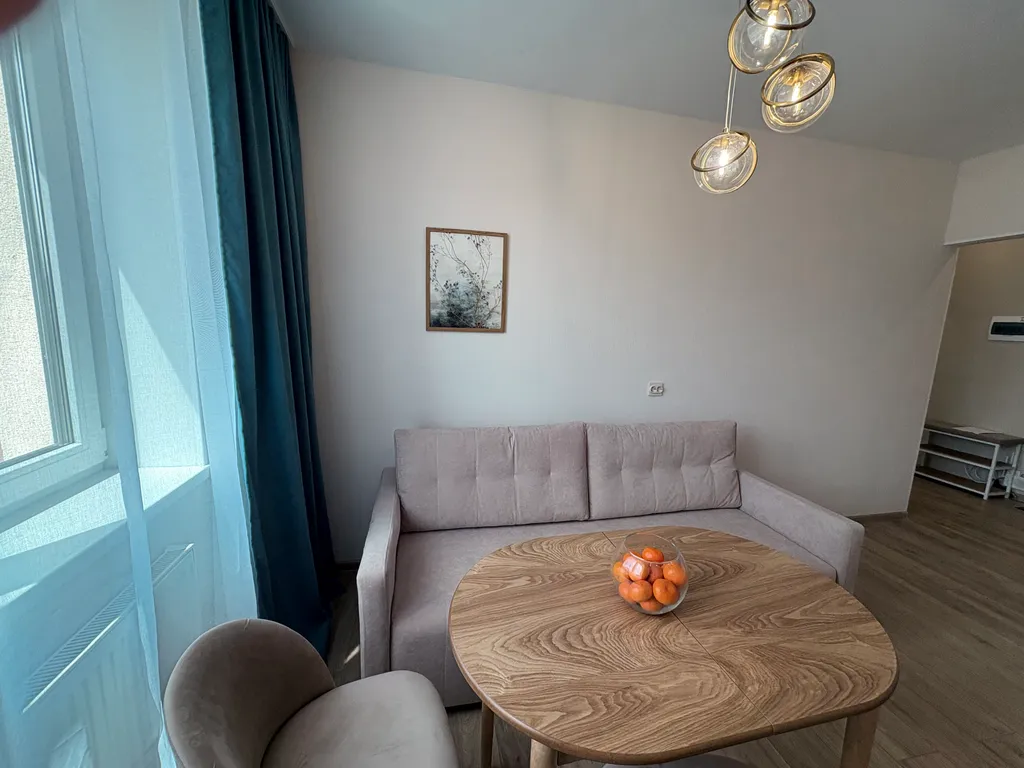 Уютная светлая квартира на берегу моря с новым ремонтом