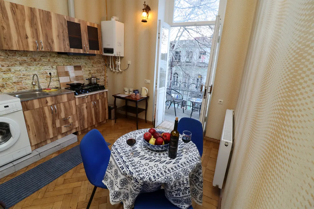 Квартира с балконом в центре