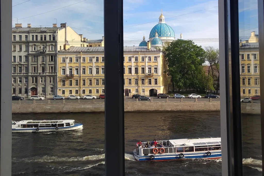 Квартира Квартира в центре с видом на фонтанку и купола — Санкт-Петербург