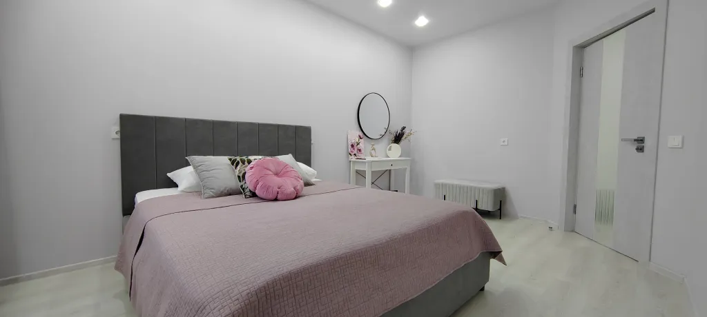 Шикарныe апартаменты с двумя комнатами в центре города