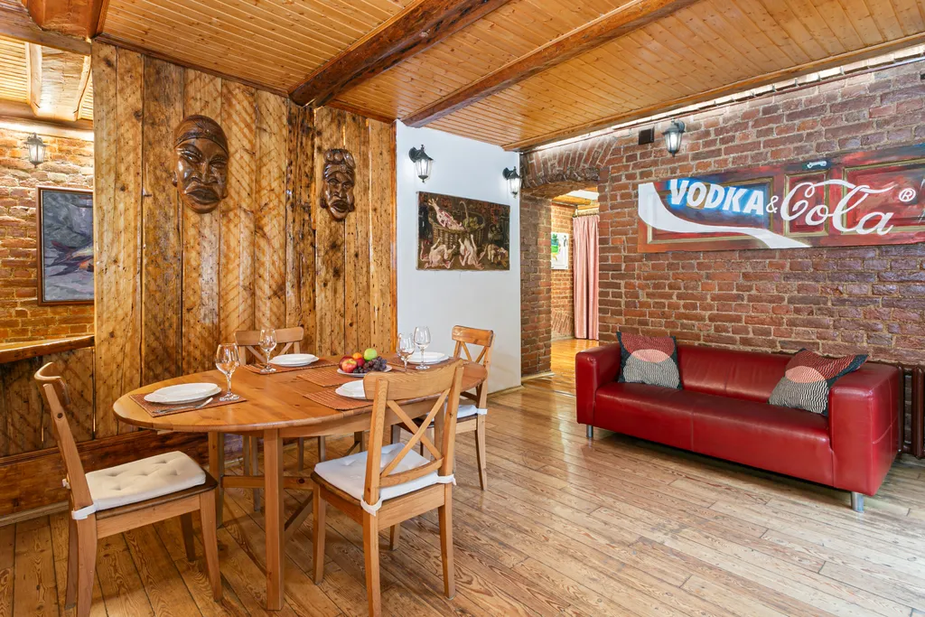 Квартира Двухэтажная квартира 240 квадратов на набережной Невы — Санкт-Петербург