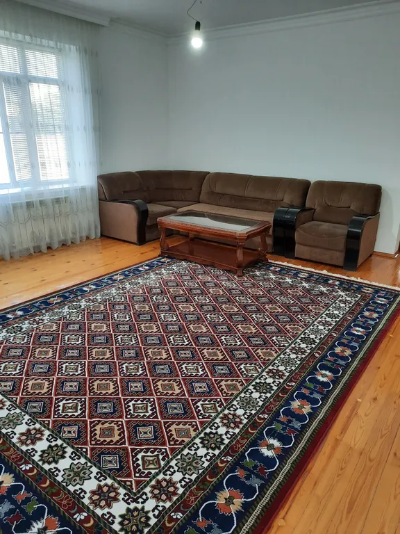 Большой дом с видом на море и на лес