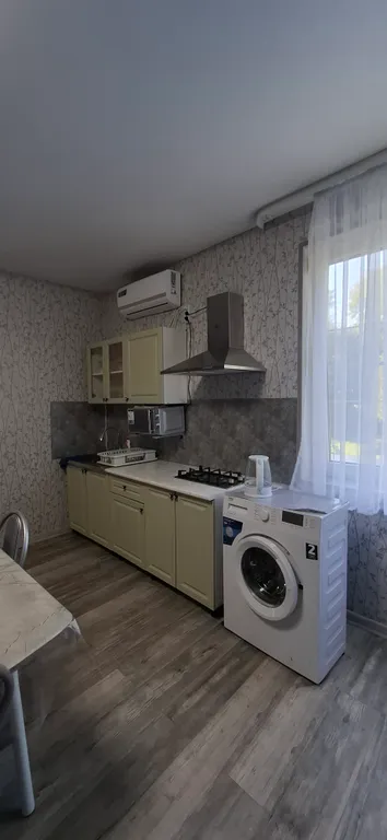 Квартира Комната — аренда посуточно в Лоо