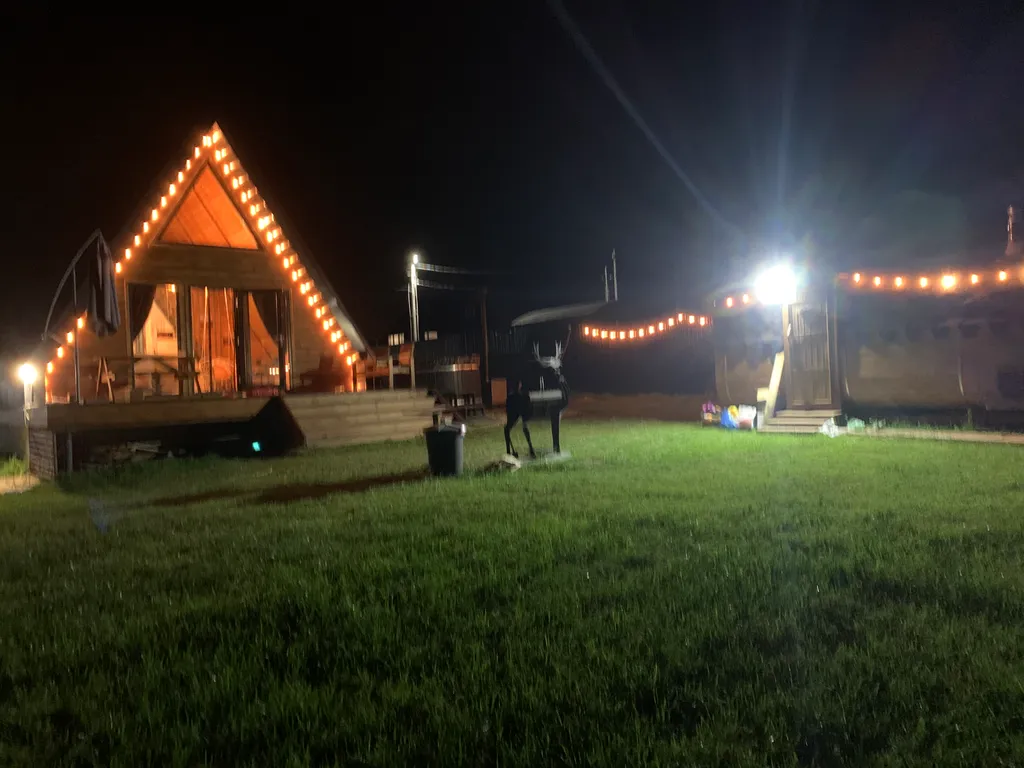 Дом А-фрейм треугольный шалаш в стиле логисты баней и купелью