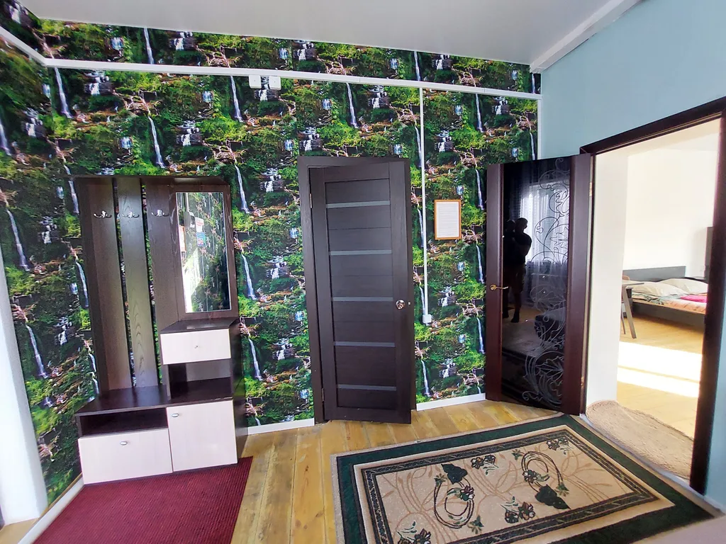 Уютный номер с видом на горы