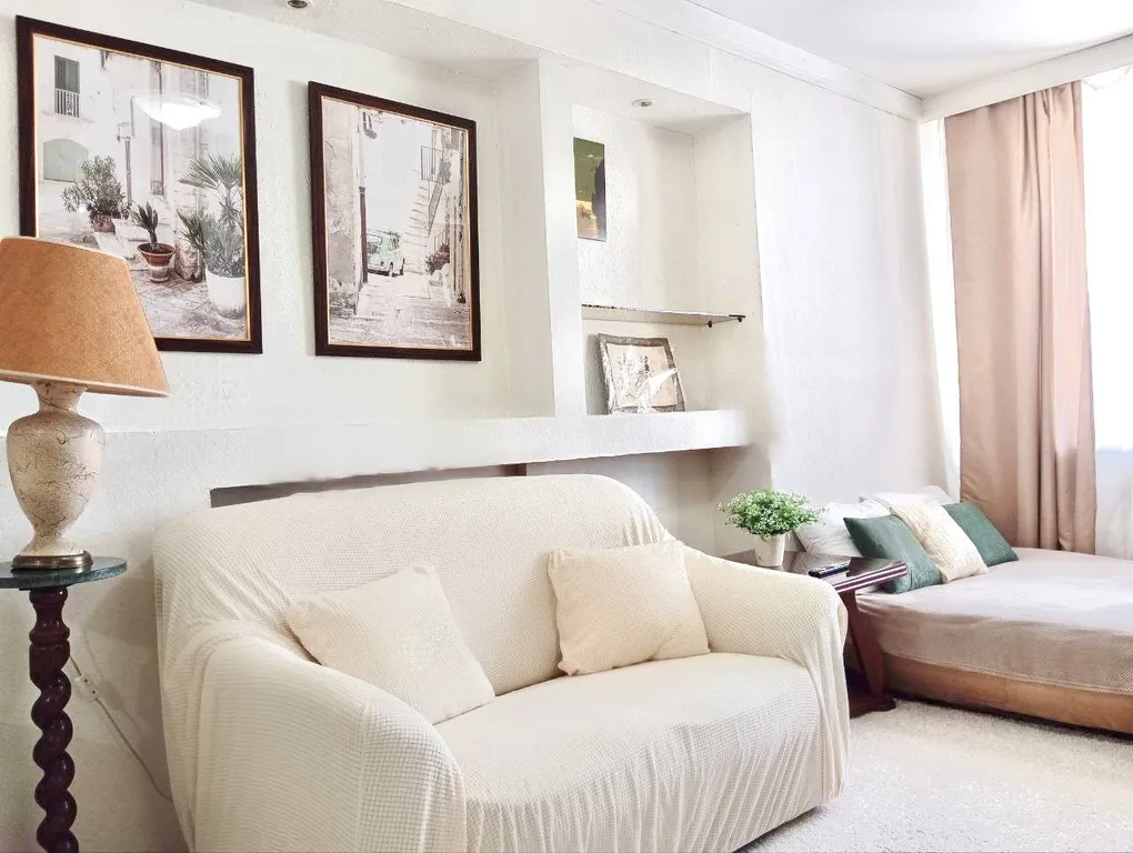 Просторная квартира рядом с набережной — аренда посуточно в Самара