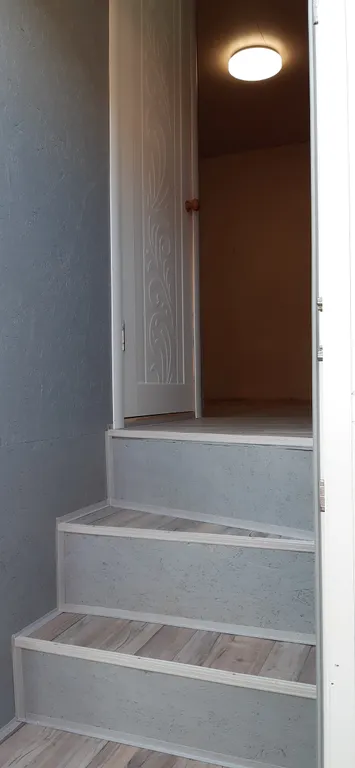 Домик на горке