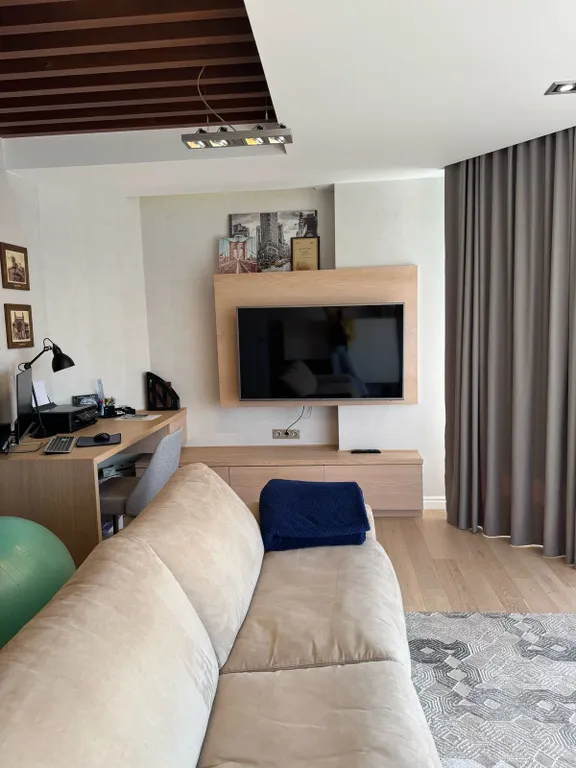 Квартира премиум класса, в центре города с видом на море