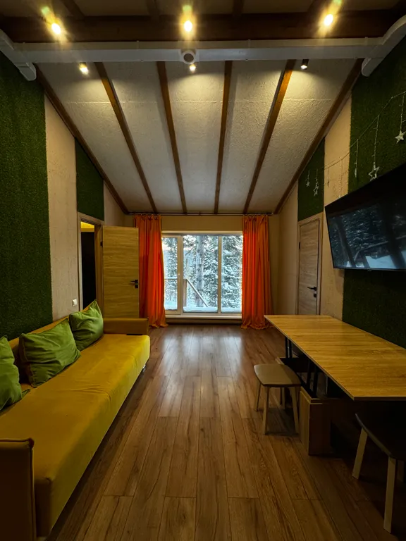 Коттедж Уютный домик с видом на горы — Шерегеш