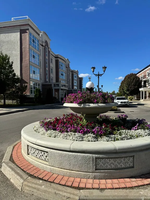 Квартира с камином у леса