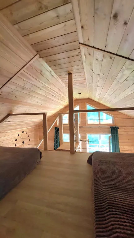 Уютный дом возле томской писаницы