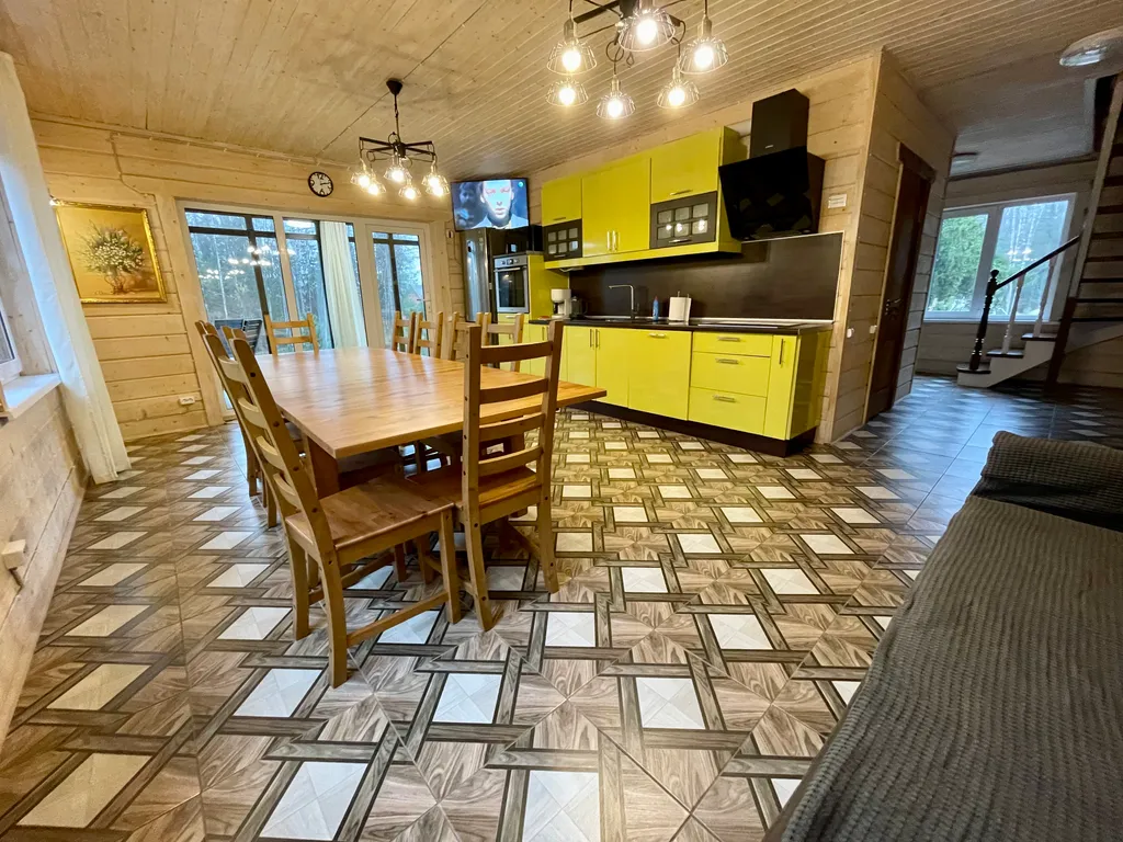 Двухэтажный коттедж с 4 спальнями и видом на Выборгский залив