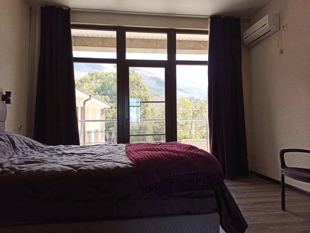 Квартира Двухкомнатный люкс с видом на горы. — аренда посуточно в Гагра