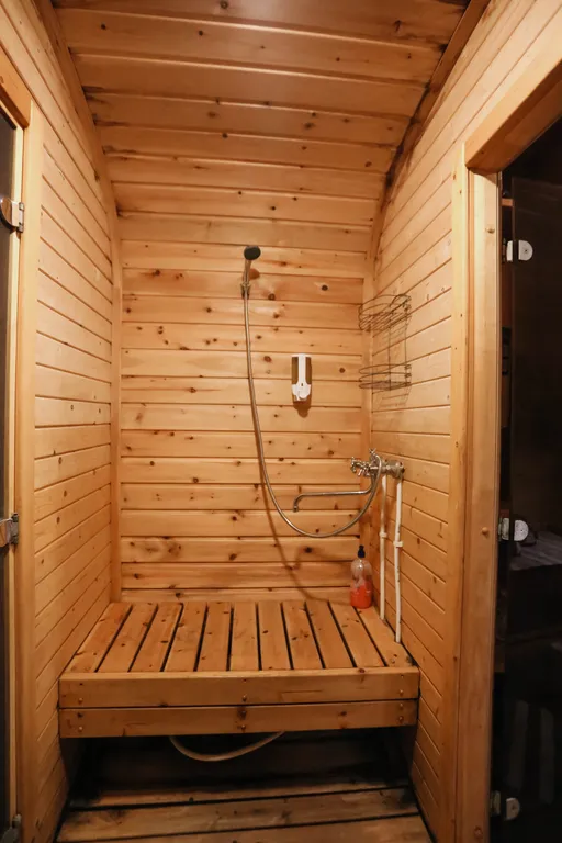 Дом с баней и чаном на дровах в 3-х км от Тюмени