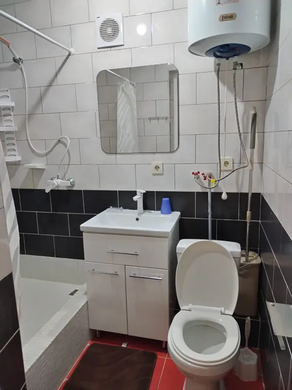 Апартамент 7