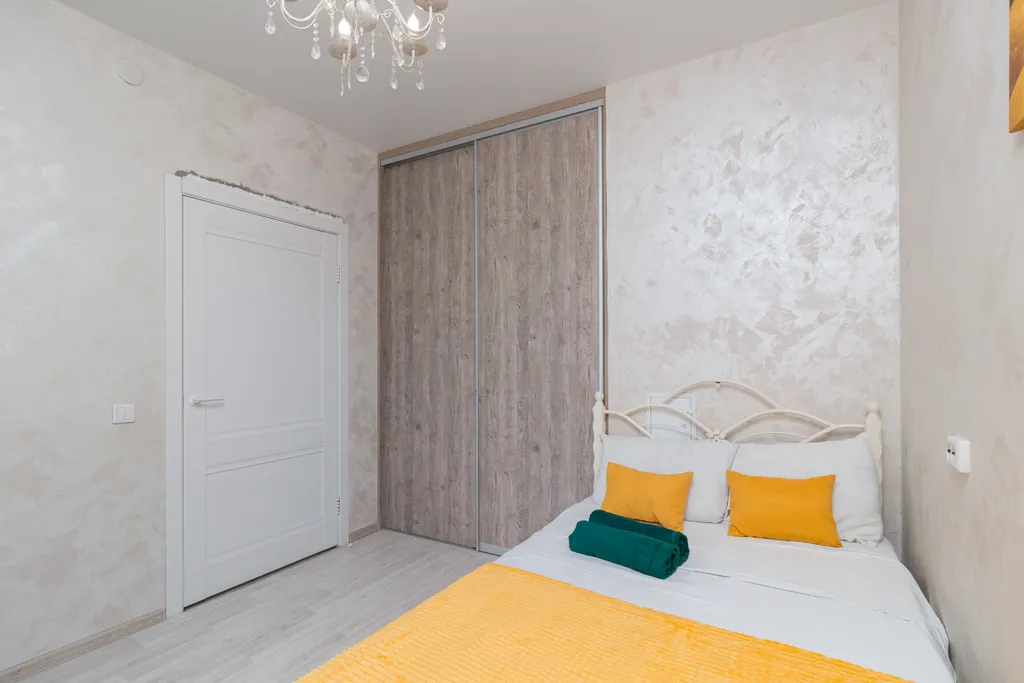 Квартира Просторная однокомнатная квартира для 4 гостей на мысу — Тюмень