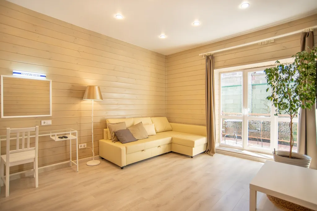 Бунгало с мангалом на Зеленой поляне