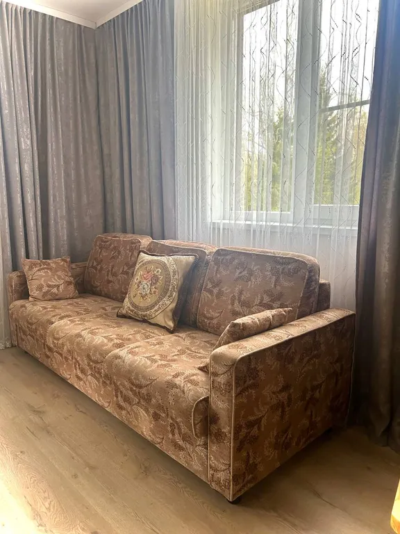 Уютный уголок у леса